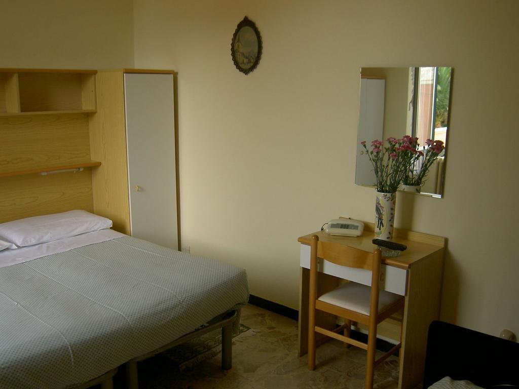 Albergo Kristina Bordighera Cameră foto