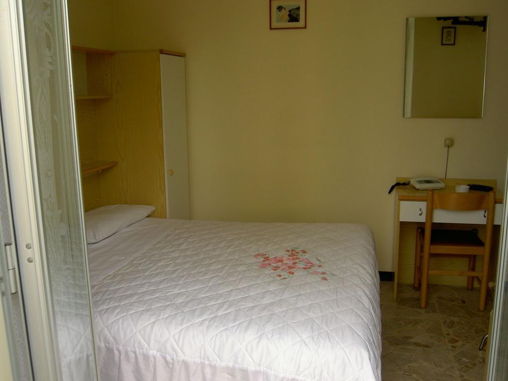 Albergo Kristina Bordighera Cameră foto